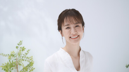 女性