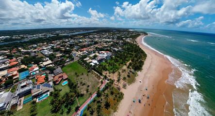 Fototapeta na wymiar Imagem aérea da praia de Guarajuba, localizada a 42 km de Salvador, no município de Camaçari, Bahia, Brasil
