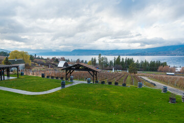 Fototapeta na wymiar カナダ、ブリティッシュコロンビア州、ケロウナの観光名所を旅行する風景 Scenes from a trip to the sights of Kelowna, British Columbia, Canada 