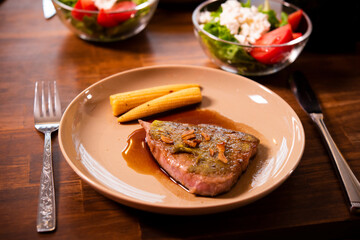 日本の食卓,ビーフステーキ,ワサビ醤油ソース