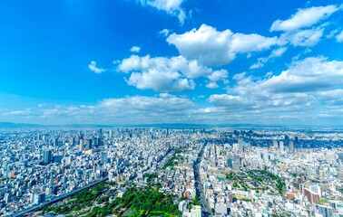 Obraz premium 大阪風景 ワイド 青空と雲