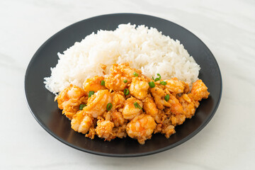 stir-fried shrimps with garlic and shrimps paste
