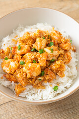 stir-fried shrimps with garlic and shrimps paste