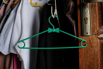 hangers that hang with other hangers