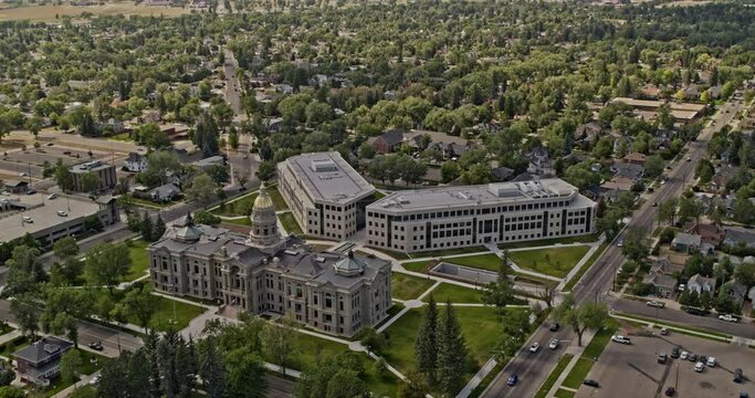 Cheyenne Wyoming Aerial V3 Birds Eye View Pull Out Shot Of The State Capitol Building, Chambers Of Wyoming State Legislature And Governor Office - Shot With Inspire 2, X7 Camera - August 2020