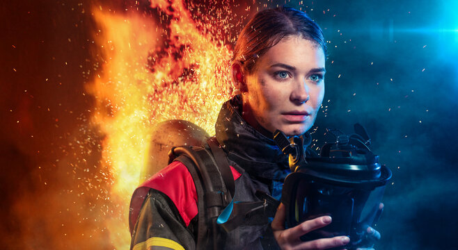 Feuerwehrfrau nach einem Einsatz unter Atemschutz