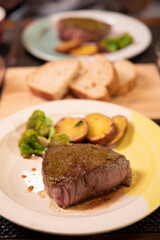 日本の食卓,ビーフステーキ,ワサビ醤油ソース