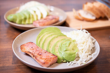 日本の食卓,アボガド,ベーコン,