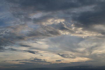 Obraz premium 夏の夕方の空