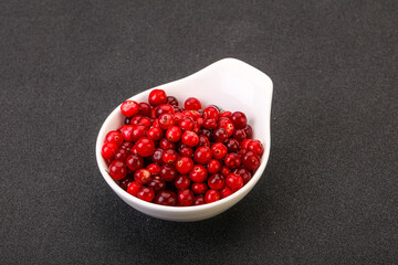 Sweet and tasty cranberry in the bowl