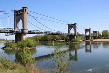 Naklejka premium loire pont
