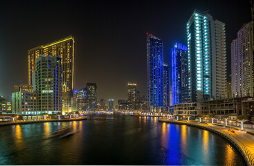 Fototapeta na wymiar View of the skyscrapers of Dubai Marina district at night