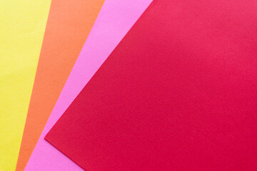 カラフルな画用紙