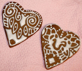 bellissimi biscotti artigianali decorati con glassa di zucchero