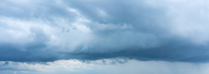 Fototapeta premium Dark clouds on a stormy day
