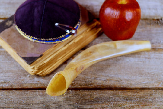 Symbols Jewish festival holiday religious tradition attributes