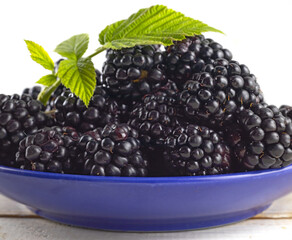 image of ripe blackberry close-up