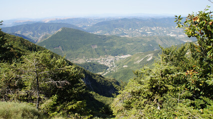 Panorama dal Monte Catria nelle Marche