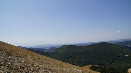 Panorama dal Monte Catria nelle Marche