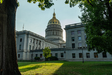 Obraz premium West Virginia State Capitol Building - Charleston, WV