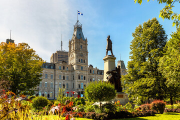 Naklejka premium Quebec Parliament building