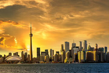 Fototapeta premium Toronto skyline at sunset, Canada