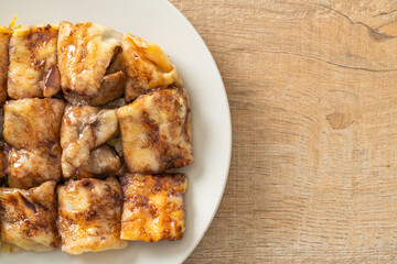 roti with egg, banana and chocolate