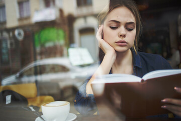 pretty woman a cup of coffee in a cafe snack breakfast
