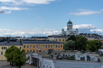 Obraz premium view of downtown Helsinki with its landmark buildings and cathedral in the background