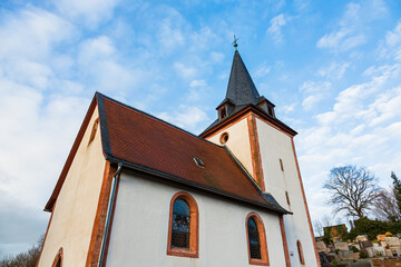 Fototapeta na wymiar ドイツ　ヘッセン州のエアバッハの教会