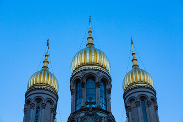 Fototapeta na wymiar ドイツ　ヴィースバーデンのネロベルクにある聖エリザベスロシア正教会