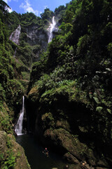 Fototapeta na wymiar waterfall in the mountains in Taiwan