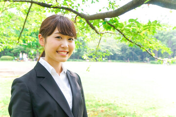 笑顔のビジネスウーマン