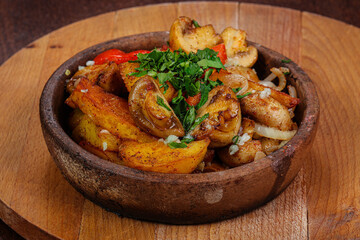 Georgian traditional cuisine - meat with potato