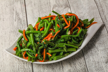 Pickled fern salad with korean carrots © Andrei Starostin