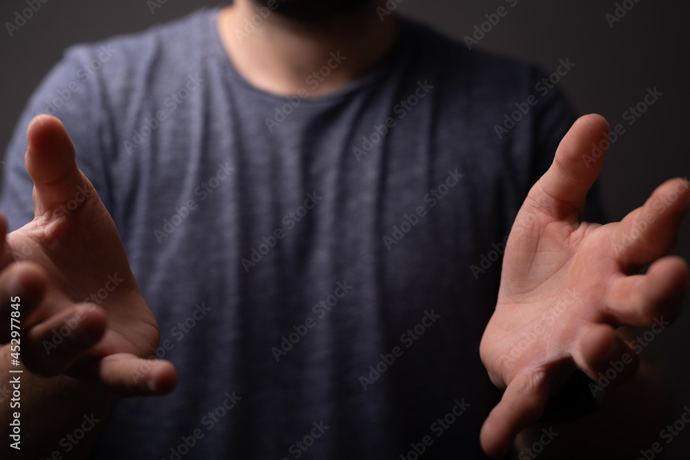 Aufkleber man showing his empty hand.