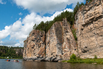 Fototapeta na wymiar Rocks on the banks of a mountain river