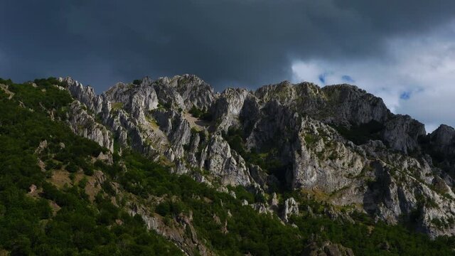 Mountains in the Vegalion area between Las Salas and Cremenes. In the surroundings of the river Esla and the Pico Jaido. Picos de Europa Regional Park. Leon province. Castilla y Leon, Spain, Europe