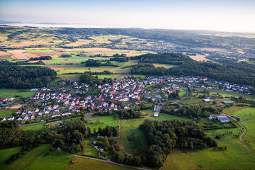 Fototapeta na wymiar Luftaufnahme von Allertshausen im Kreis Gießen 