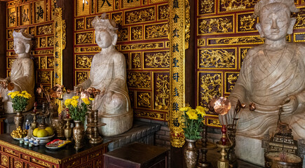 Fototapeta premium Nihn Bihn (Tam Coc) temple