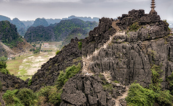 Nihn Bihn (Tam Coc) landscape