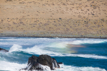 Obraz premium Rocks in the sea waves coast