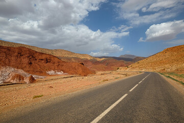 Fototapeta na wymiar Road to the Atlas Mountains, Morocco