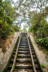 Obraz premium Stone passageways in the park