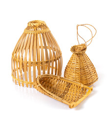Obraz premium Thailand bamboo fishing trap made from bamboo wood isolated on white background