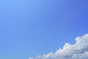 夏の青空