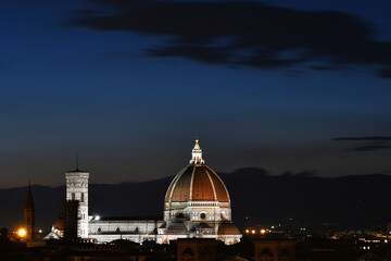 Fototapeta premium Beautiful Night view of Cathedral of Santa Maria del Fiore in Florence seen from Piazzale Michelangelo. Italy