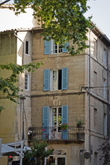 Fototapeta na wymiar façade de maison du sud de la France
