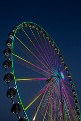 Symbolbild Volksfest: Riesenrad bei Nacht