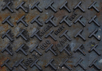 Steel plates that last for a long time tend to rust.